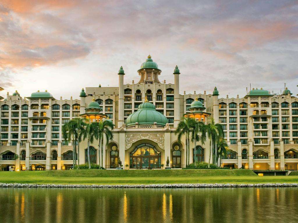 grandroyal club international.jpg 3