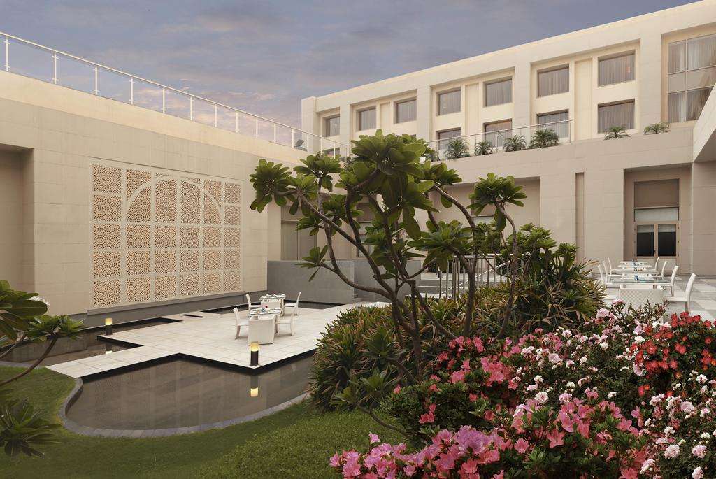 grandroyal club international.jpg 5